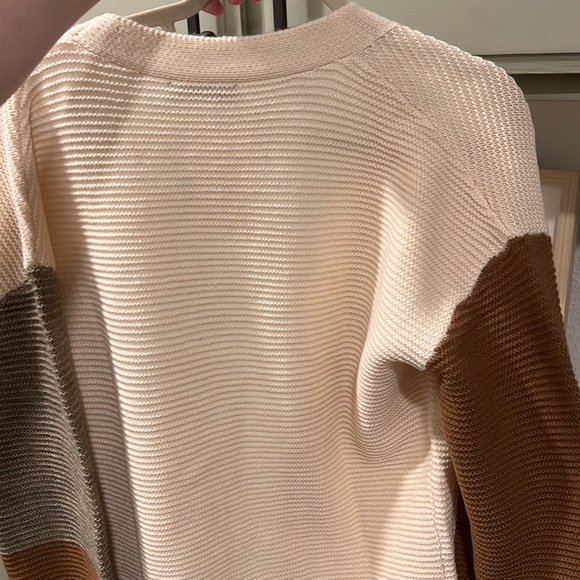 Color Block Cardigan - Picture 7 of 7